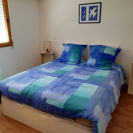 De Charme -proche Du Jardin Dior