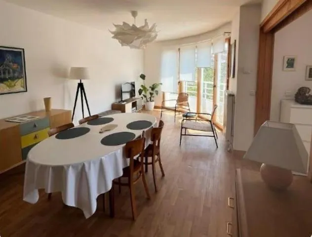 De Charme -proche Du Jardin Dior *